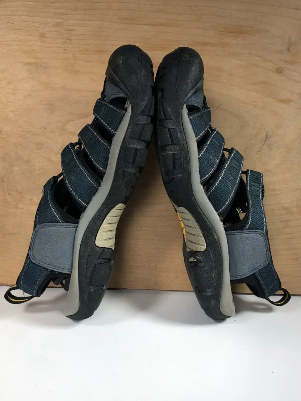 Keen sandals unisex